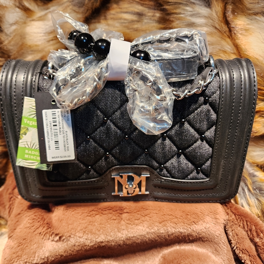 Badgley Mischka Black Quilted Crossbody Bag